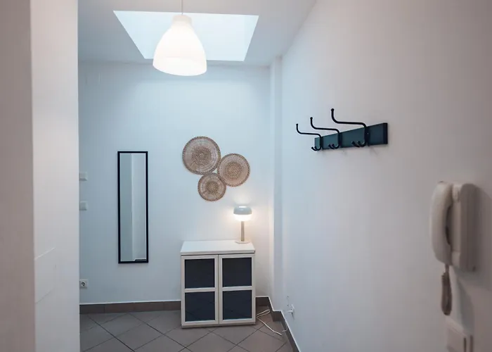 Stylish With Balcony And Rooftop Views 公寓 维也纳
